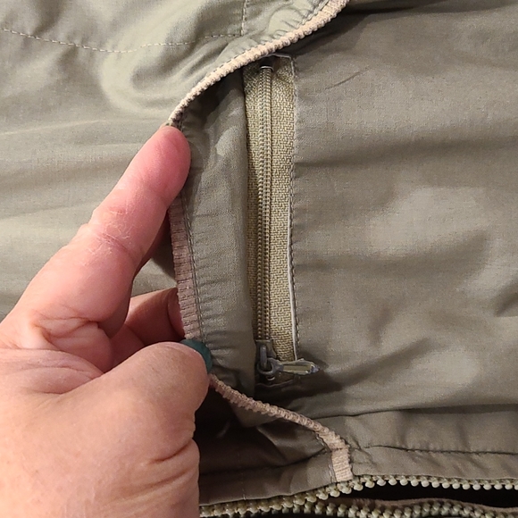 Reversible jacket - Picture 7 of 8